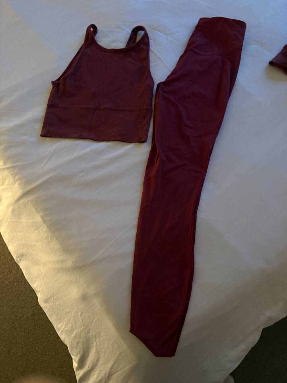 Lululemon 3-Piece Activewear Set โ Raspberry Burgundy โ Size 2 Leggings